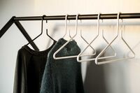 Clothing House Vaateteline Musta