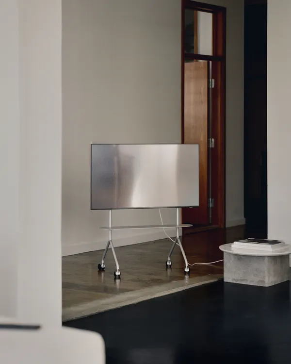 Moon Light TV-stativ Cloudy Silver