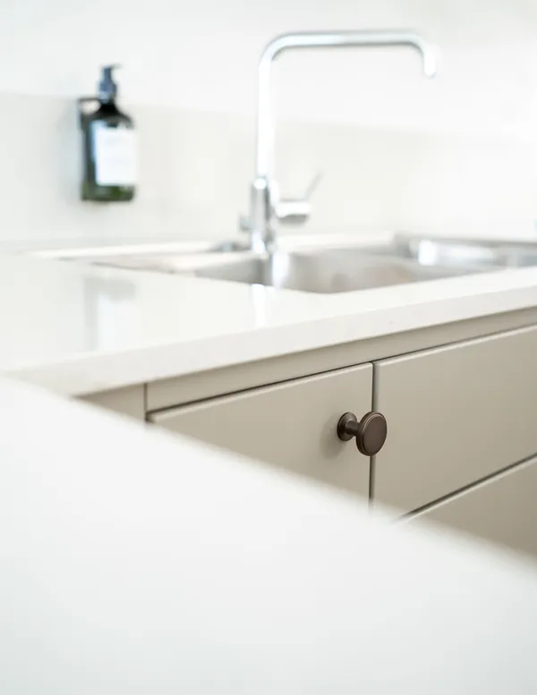 Uno Knopp 30 mm Burnished Brass