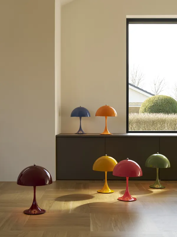 Panthella 250 Bordlampe Bærbar Opaque Coral