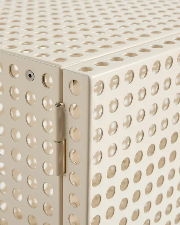 Perforated Skap Stor Eggshell