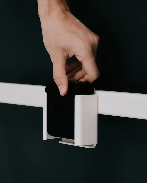 Apple TV Kehys Pearl