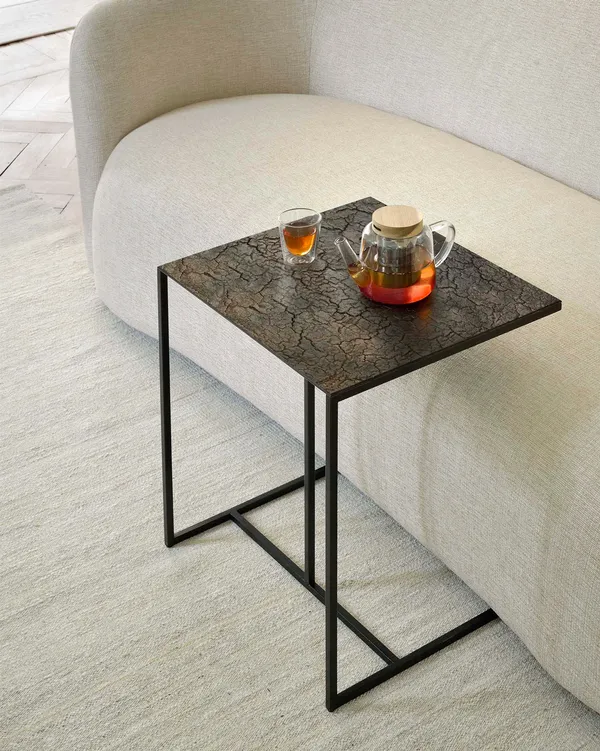 Triptic Lava Sidebord Whiskey