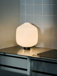 Buoy Glass Bordlampe Hvid / Soft Black 30 cm