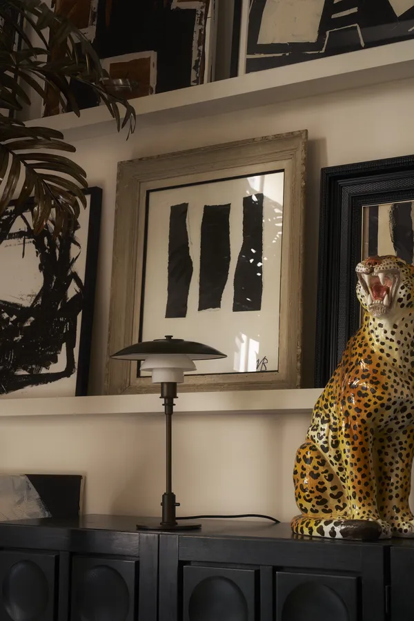 PH 3/2 Bordlampe Aged Brass / Opalglas