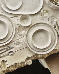 Zuma Plate Medium 28 cm Salt
