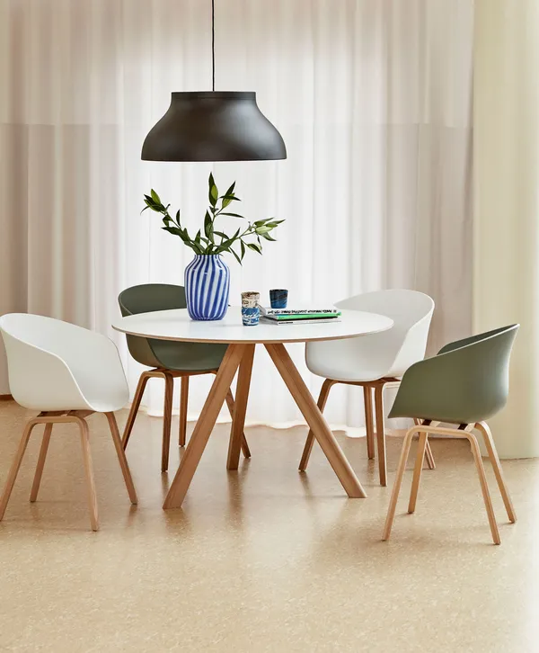CPH 20 2.0 Pöytä Ø120 cm Vesipohjalakattu Tammi / Valkoinen