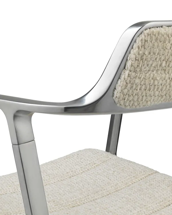 452 Swivel Chair With Feet Wavy Off-white