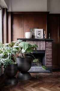 Hourglass Pot Large Black/Dark Grey