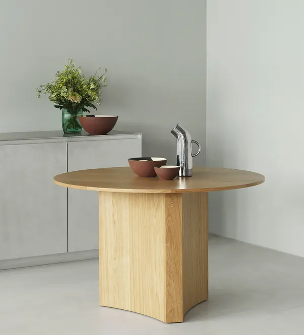 Bue Dining Table Ø120 cm Oak