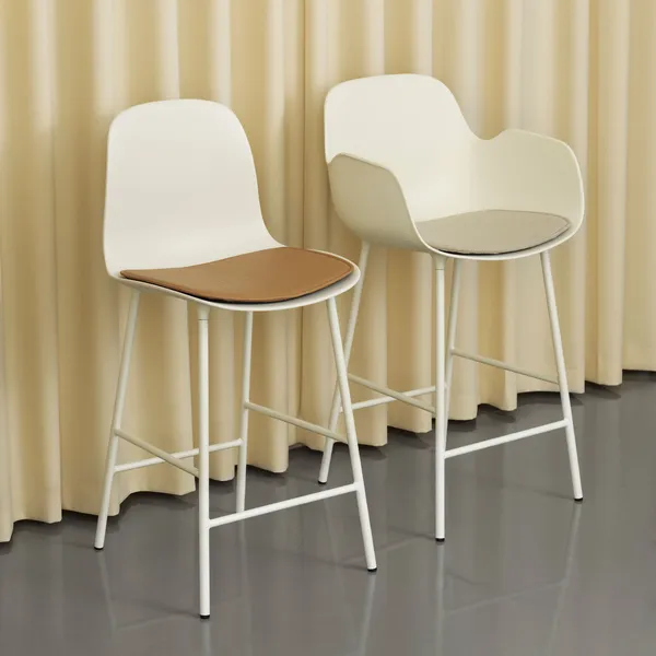 Form Barstol Hög Rygg 65 cm Stål Vit