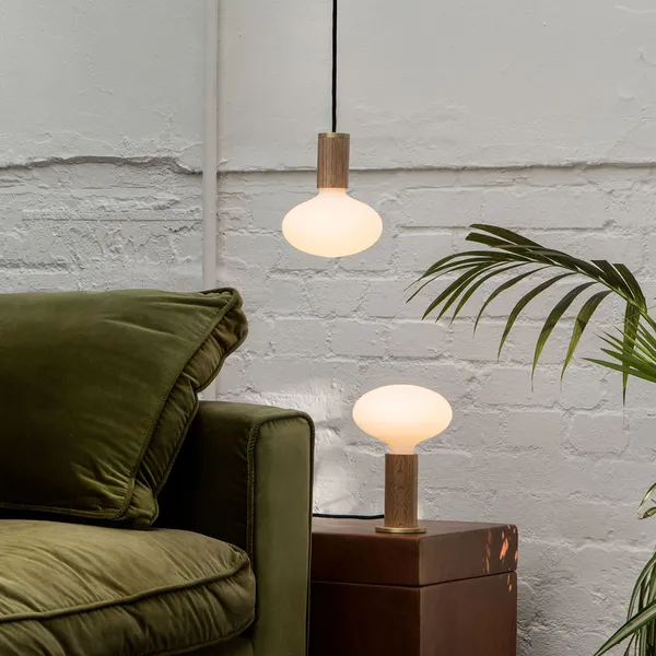Oval E27 LED Pære 6W - Dæmpbar