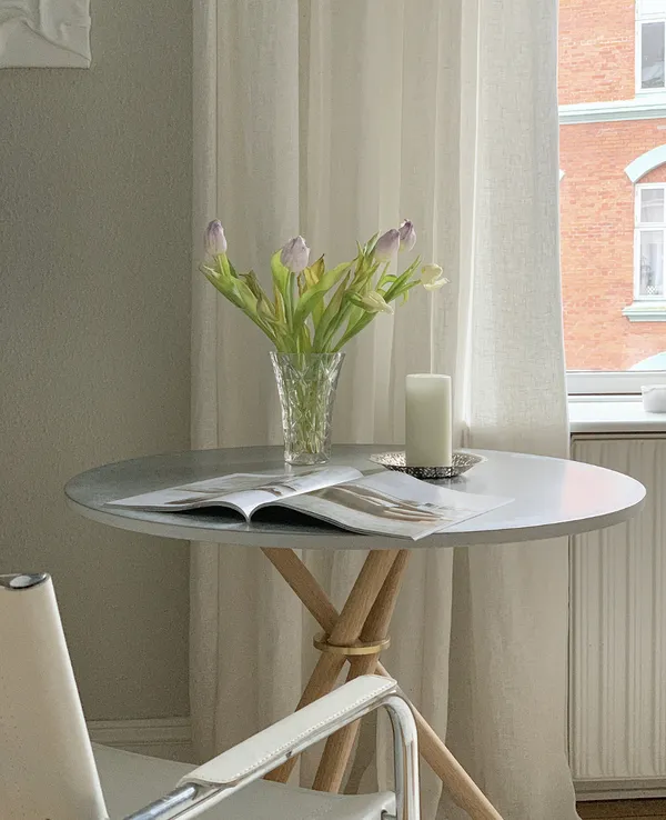 Aldric Sidobord 80 cm Ljus Betong / Ljus Ek