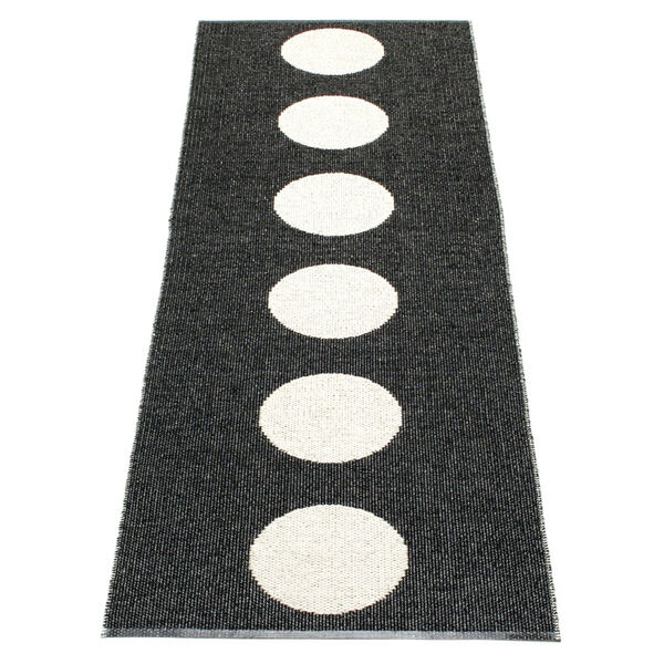 Vera Tæppe Sort / Vanilje 70x375 cm