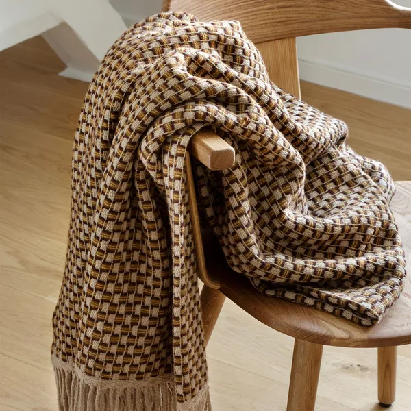 Isak Pledd 150x210 cm Chestnut