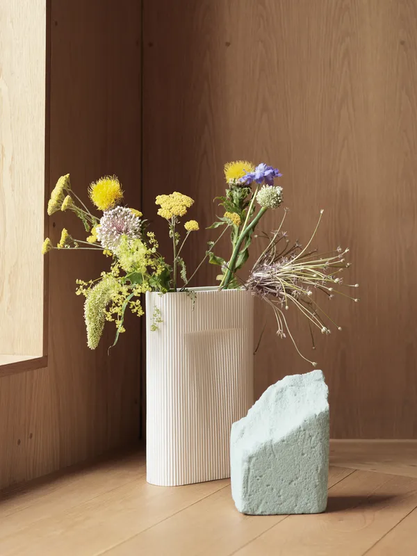 Ridge Vase 35 cm Off-white