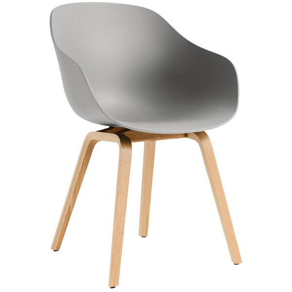 AAC 222 2.0 Lepotuoli Lakattu Tammi / Concrete Grey