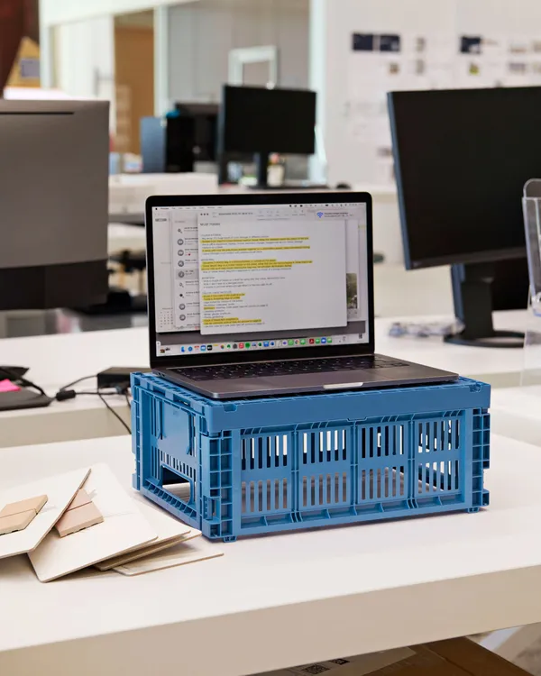 Colour Crate Förvaringslåda M 265xx345 cm Electric Blue