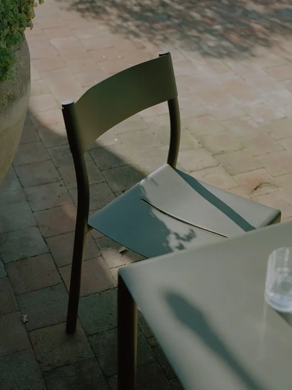 May Chair Outdoor Steel Dark Green