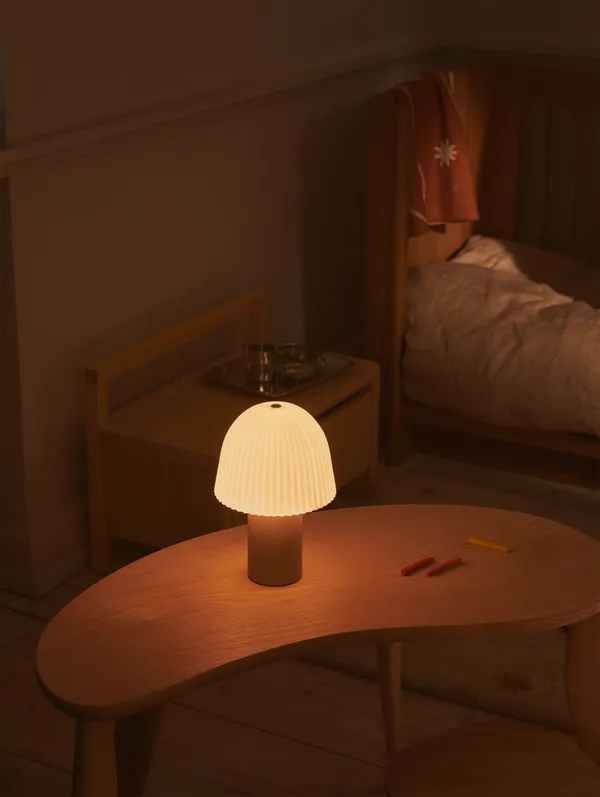 Feve Lasten Pöytä