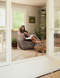 Le Petite Sittpuff Zebra Brun / Vit