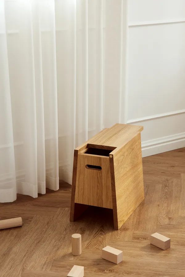 Plinth Pall Ek