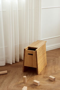 Plinth Pall Ek