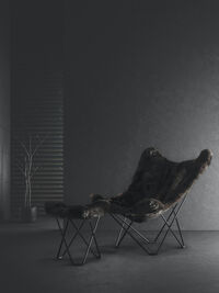 Iceland Mariposa Butterfly Stol Shorn Black/Chrome