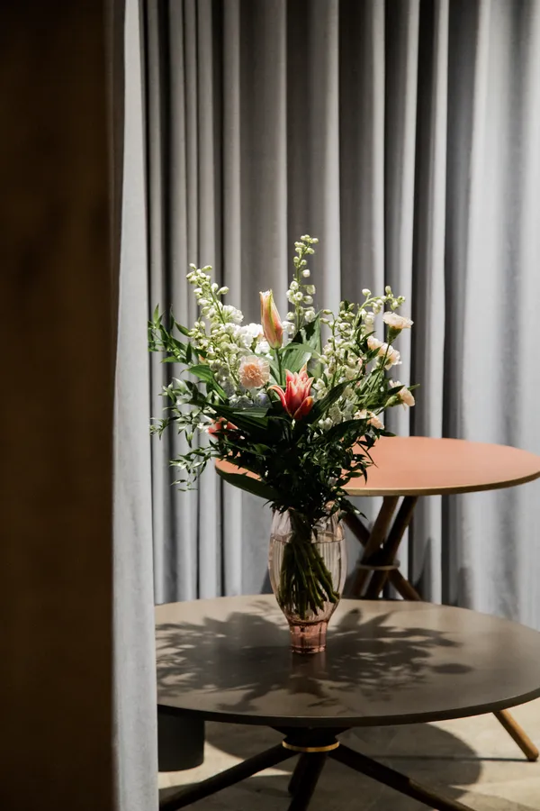 Edda Sofabord 105 cm Mørk Beton / Mørk Eg