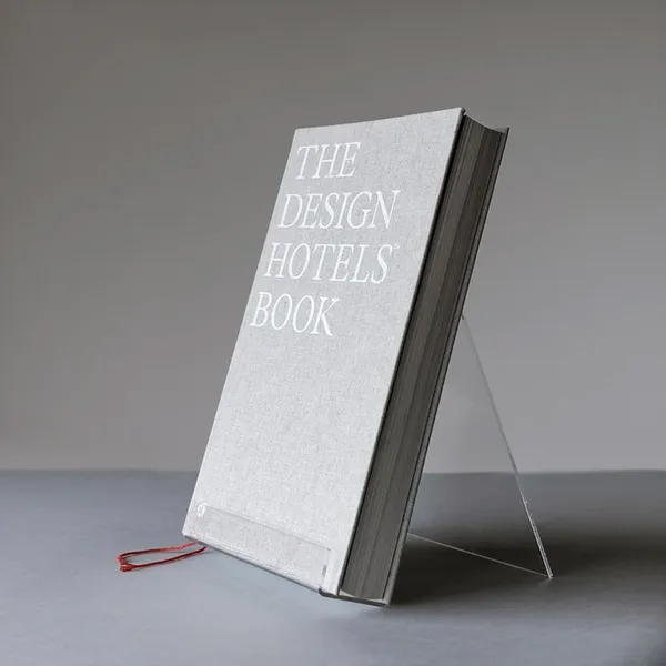 NM Book Display Kirjahylly