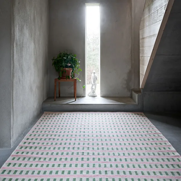 Ladakh Ullteppe 180x270 cm Cactus Green / Dusty Pink