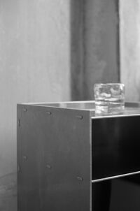 Rivet Rullebord med Hjul Aluminium