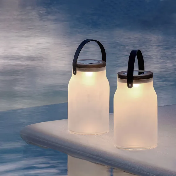 Milk Bordlampe / Gulvlampe Solcelle