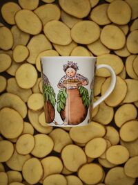 Elsa Beskow Mugg 28 cl Mrs Potato
