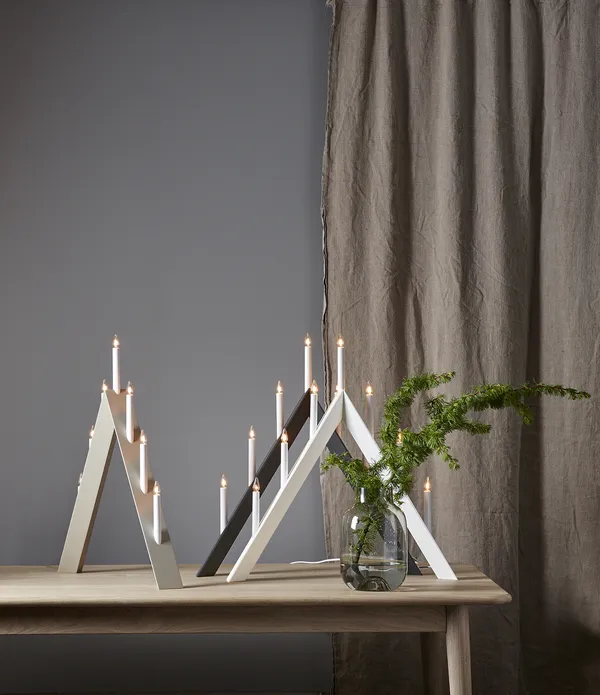 Arrow Candlestick Graphite