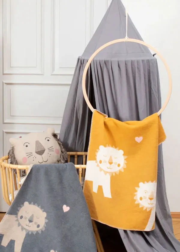 Mila Babytæppe 75x100 cm Lion Gult / Beige
