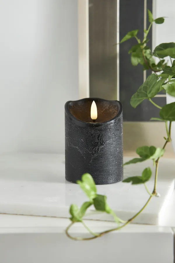 Flamme Rustic LED Pöytäkynttilä Musta 10 cm