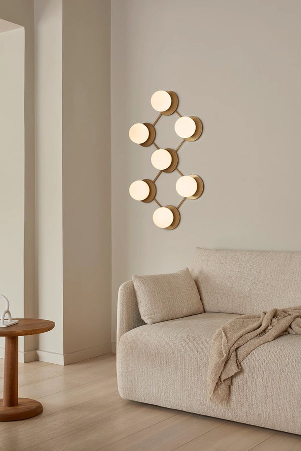 Liila 7 Vägg-/Taklampa Nordic Gold / Opal