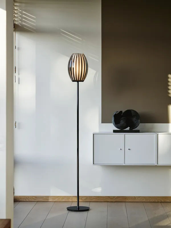 Tentacle Golvlampa Svart / Rök