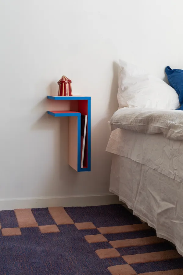 F-Shelf Vegghylle Venstre Furutre