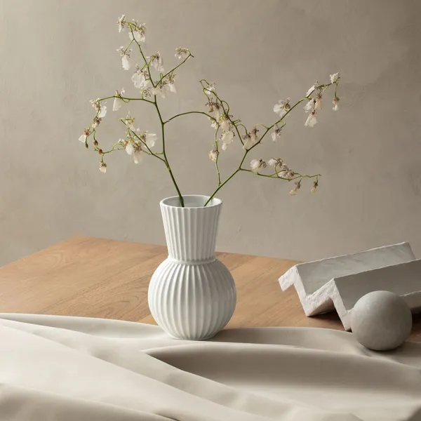 Tura Vase H18 cm