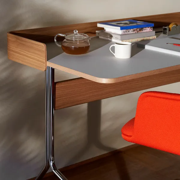 Pavilion AV17 Pöytä Mushroom / Oak / Chrome Leg