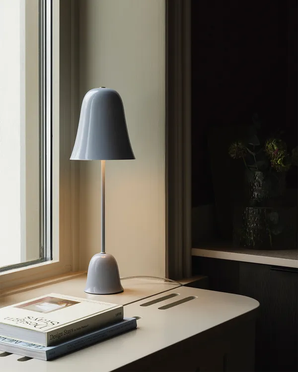 Blåklockan Bordlampe Mist Blue