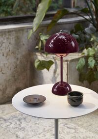 Flowerpot VP9 Bordlampe Bærbar Dark Plum