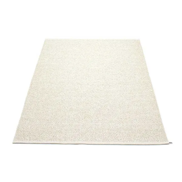 Svea Matta Vanilla/Beige Metallic 180x260 cm