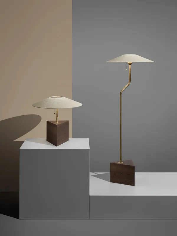 Triggy Golvlampa Rökt Ek