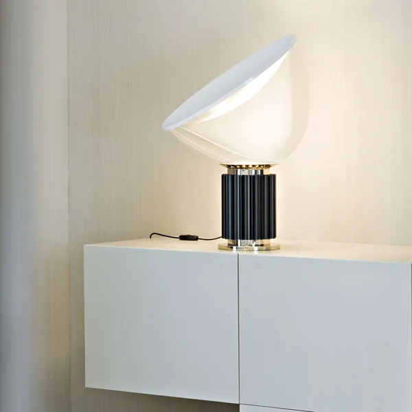 Taccia LED Table Lamp Bordslampa PMMA Svart
