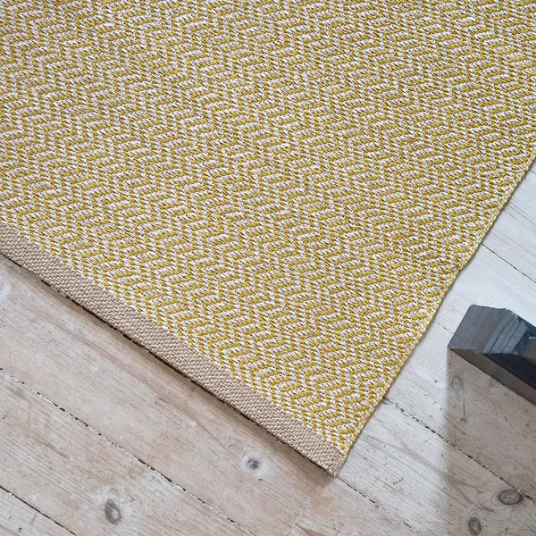 Strand Teppe 170x250 cm Mustard
