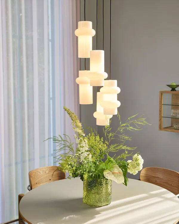Pilule Down Pendant Matte White
