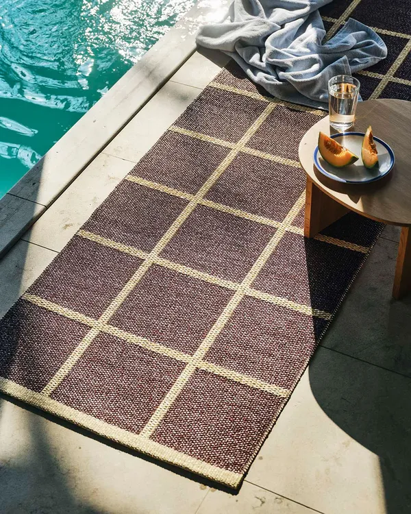 Criss Muovimatto Burgundy / Cream 70x300 cm